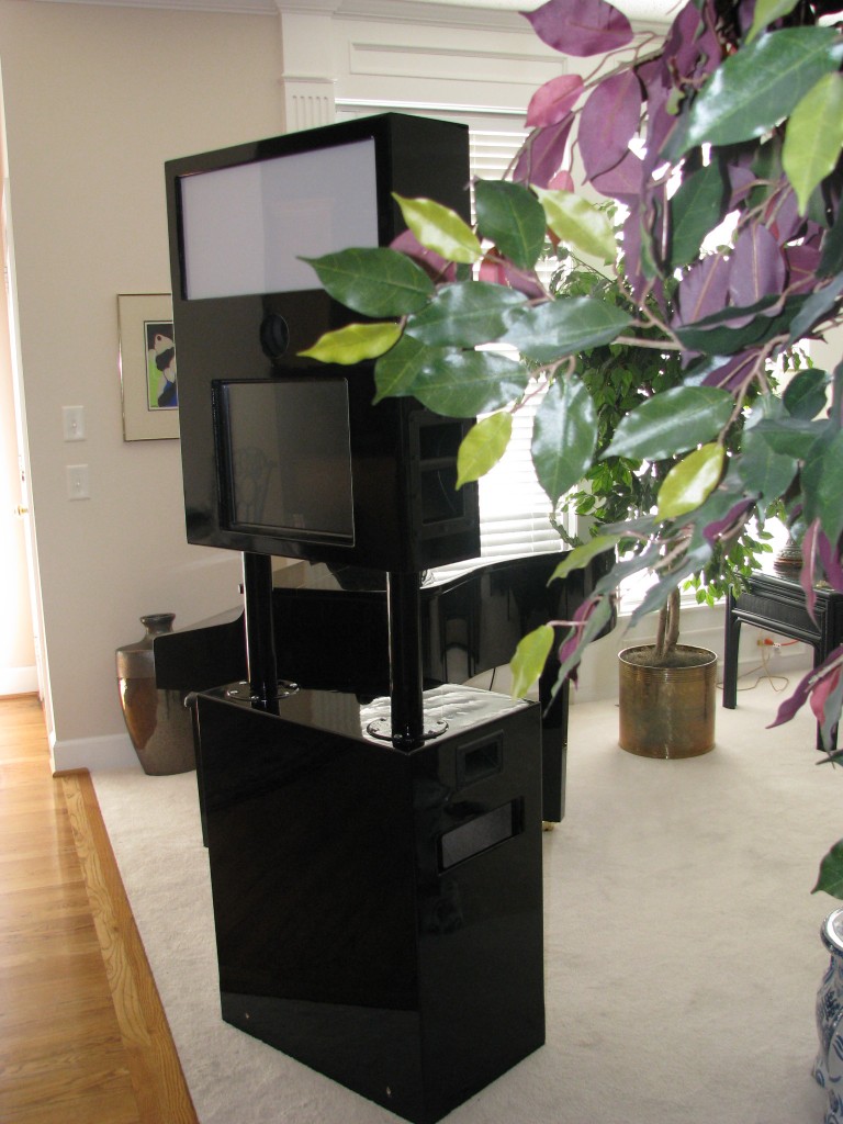 2 Piece Black Laquer Booth